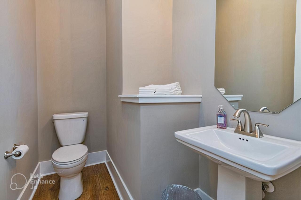 Glitz & Guitars I Stylish 3Br With Rooftop Hot Tub In East Nashville Kültér fotó