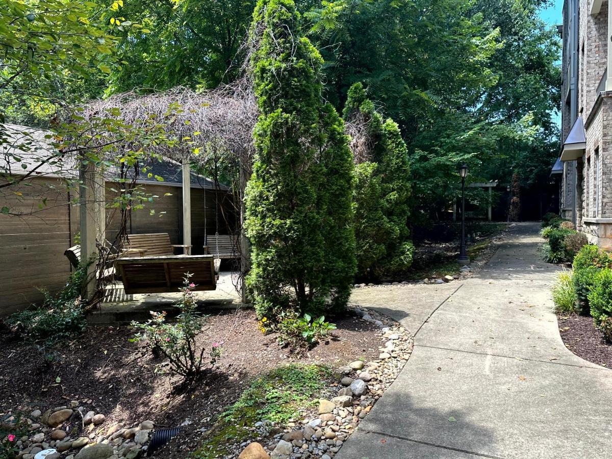 Glitz & Guitars I Stylish 3Br With Rooftop Hot Tub In East Nashville Kültér fotó